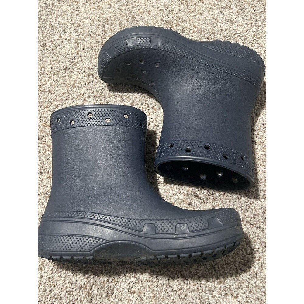 Crocs Classic Boot  Navy Waterproof Rain Sz W 8/M  6